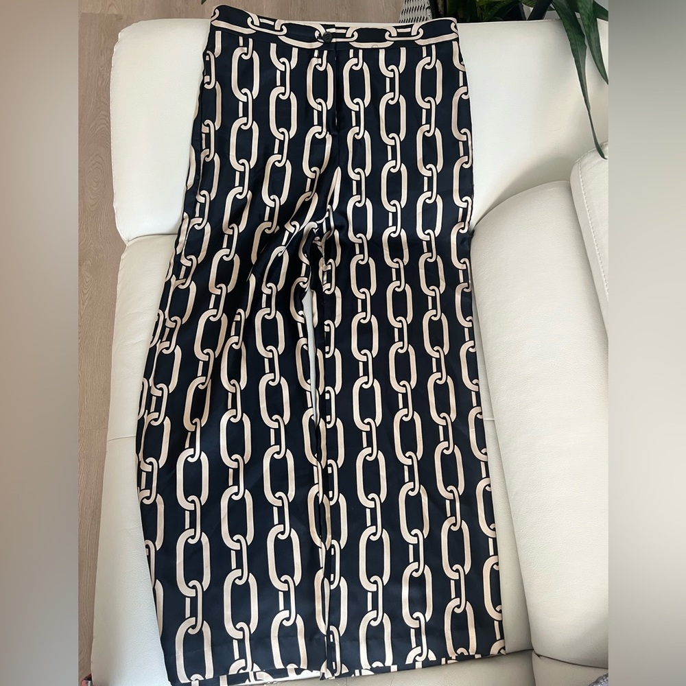 Nili Lotan Black and Cream Patterned 100% Silk Pants